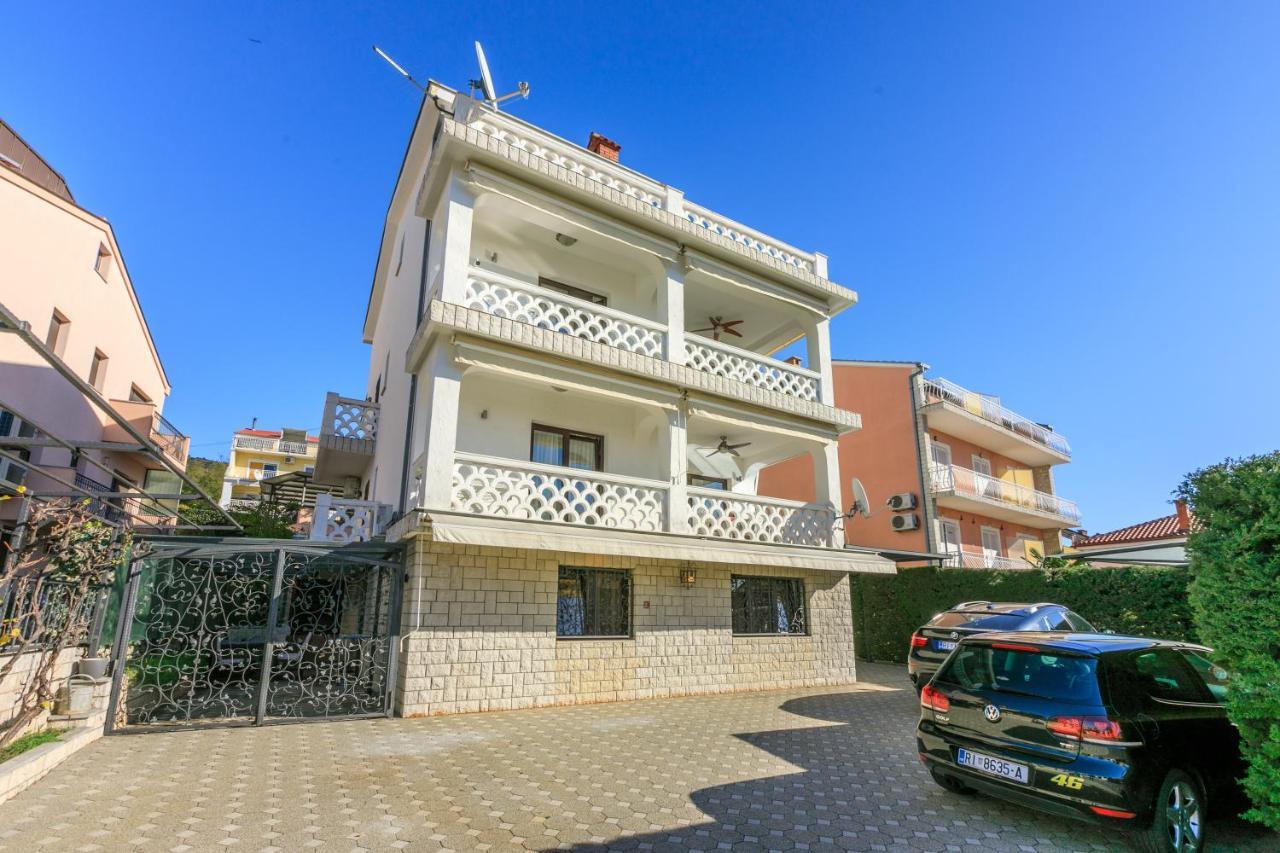 Apartment Eni Selce Zewnętrze zdjęcie