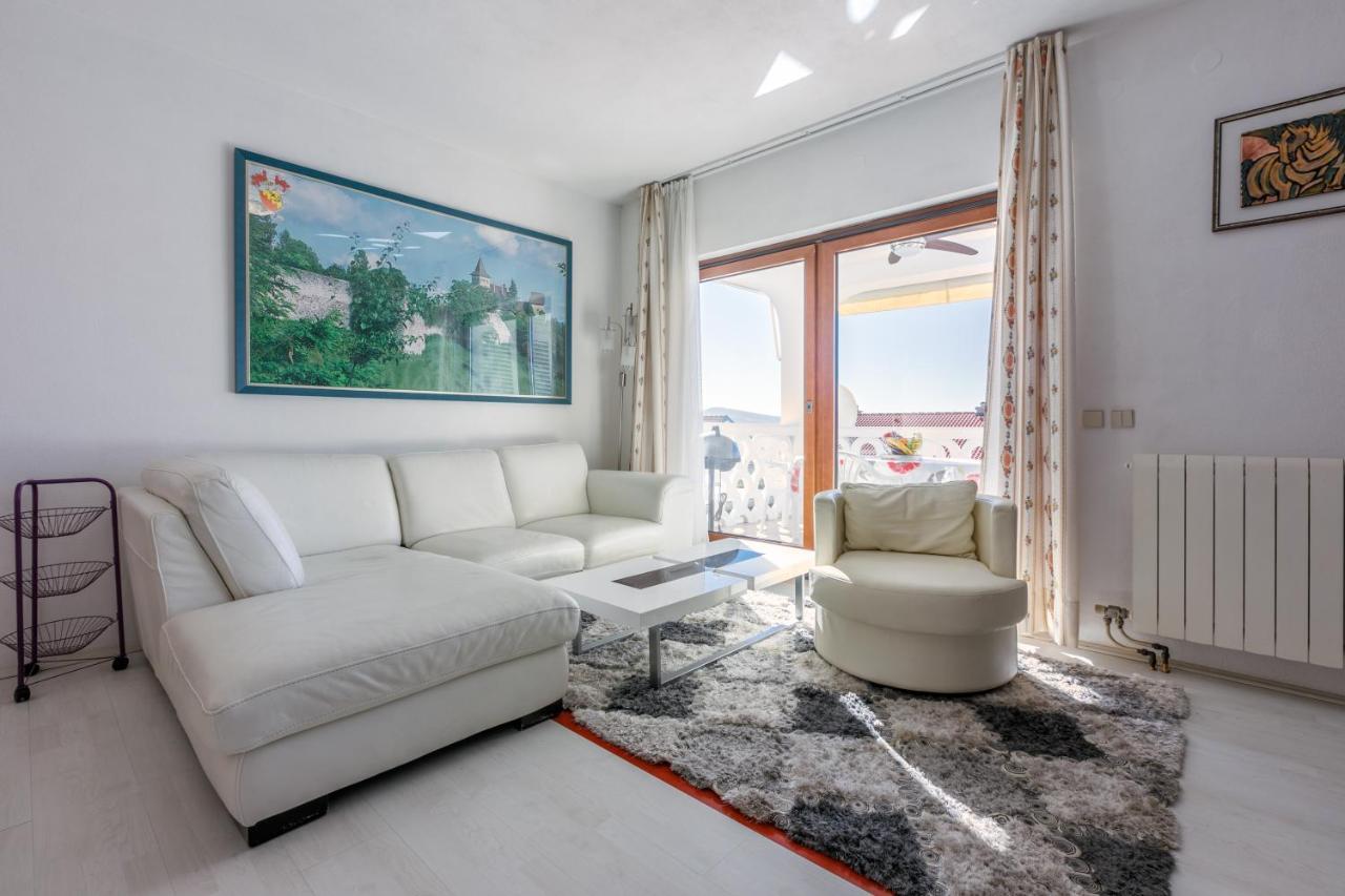 Apartment Eni Selce Zewnętrze zdjęcie