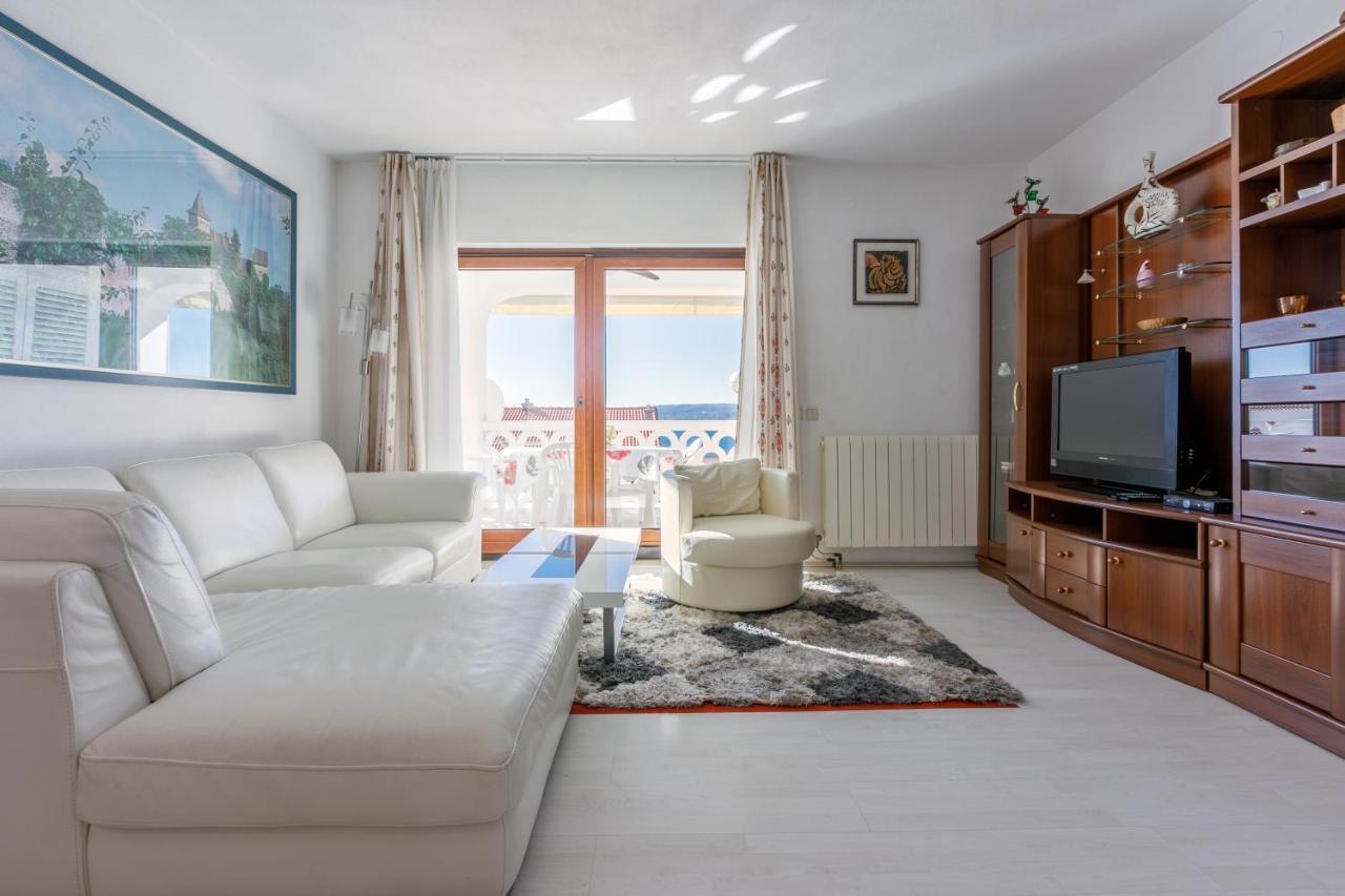 Apartment Eni Selce Zewnętrze zdjęcie