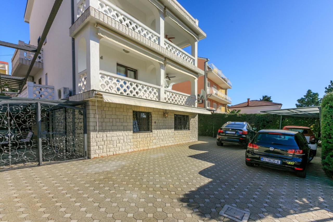 Apartment Eni Selce Zewnętrze zdjęcie