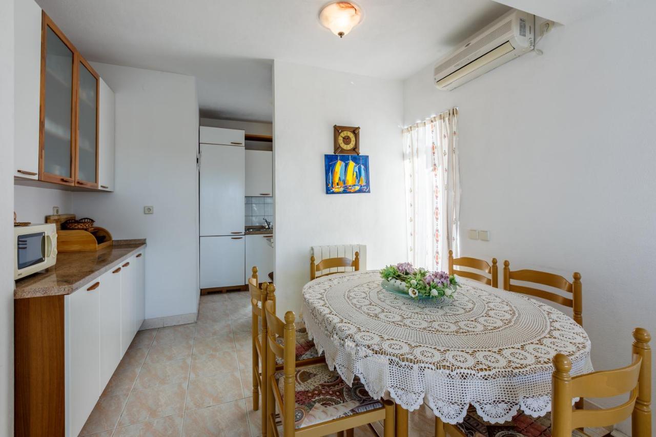 Apartment Eni Selce Zewnętrze zdjęcie